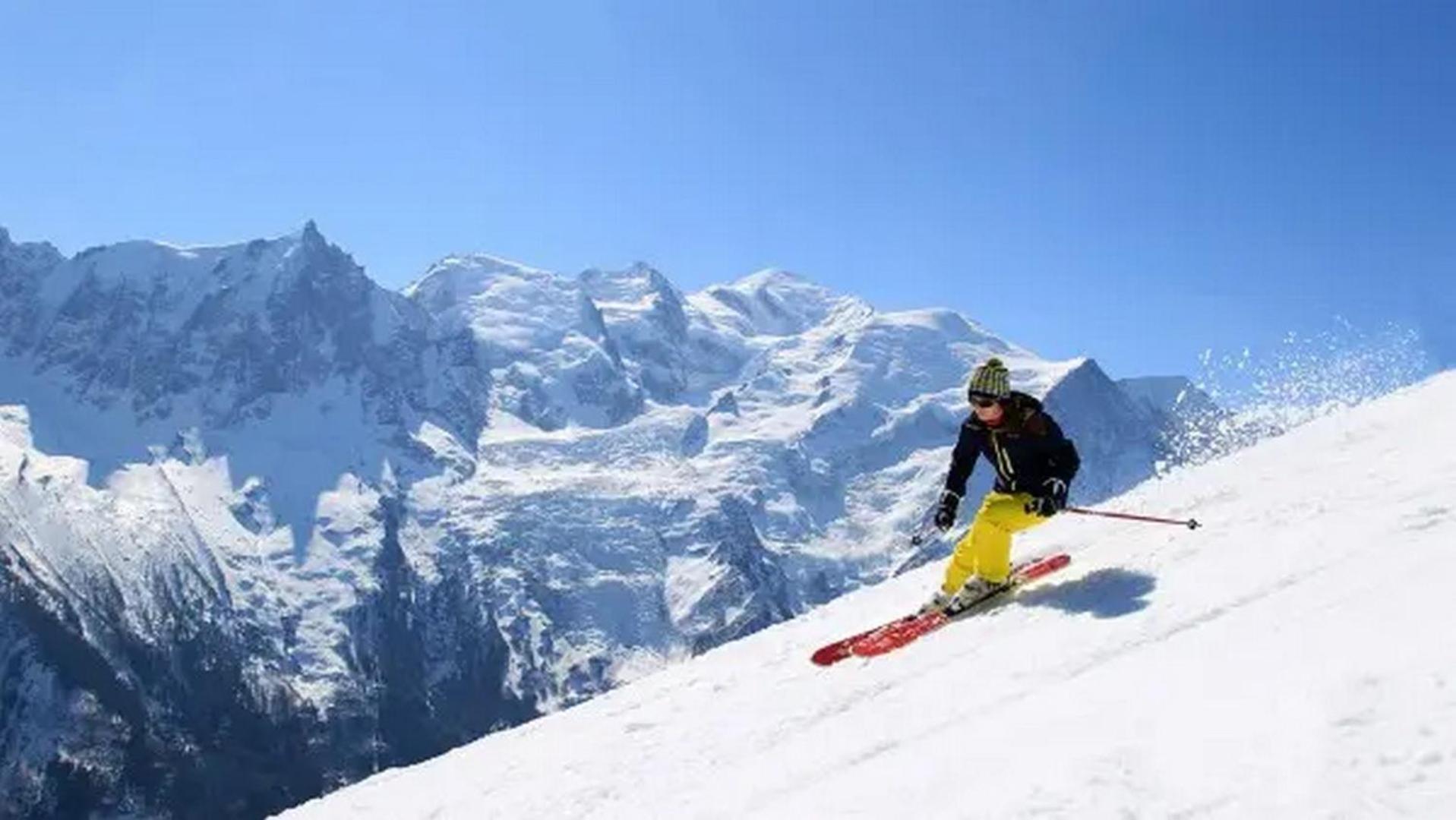 Apartment Au Bon Coin - Luxury Chamonix Hidden Haven, Mont Blanc View, Hot Tub And Garden Exterior foto